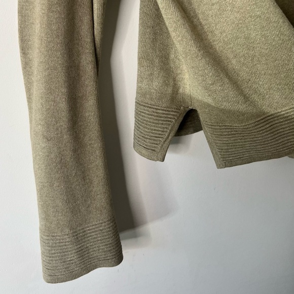 Jeanne Pierre light green / khaki longsleeve sweater with ribbed hem, loose fit - Picture 2 of 4